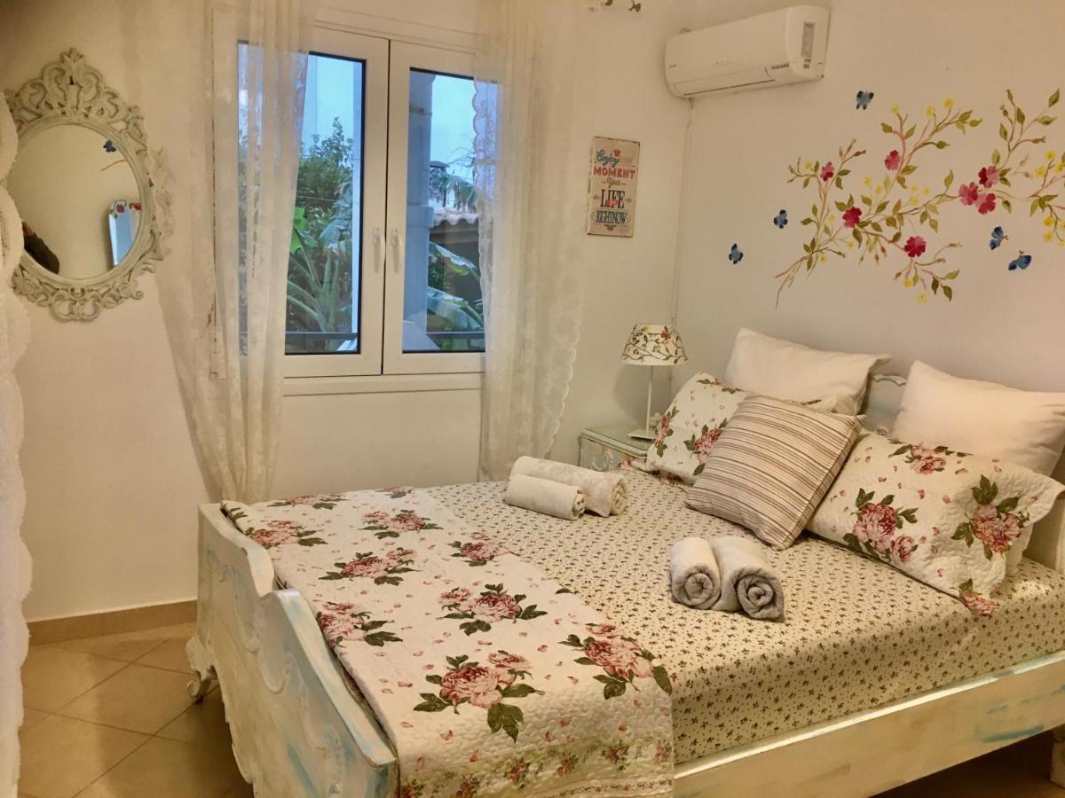 Apartment Near Airport And Beach Artémida Eksteriør bilde